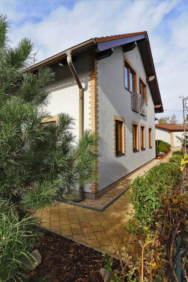 Eltako Penzion Karlovy Vary Exterior photo